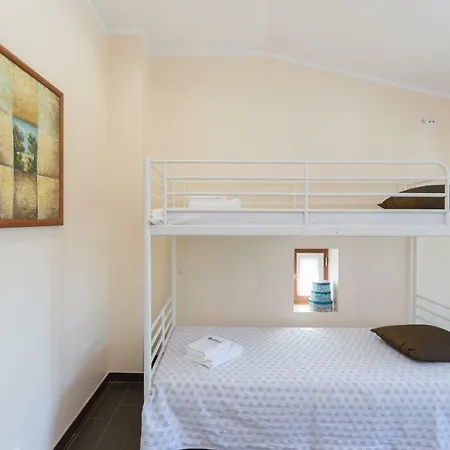 Host Wise - Boutique W Pool Travanca (Porto)