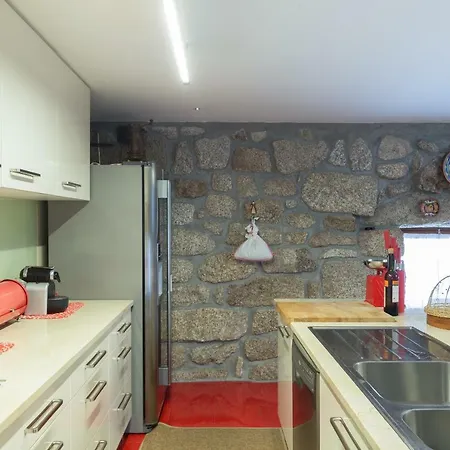 Host Wise - Boutique W Pool * Travanca (Porto)