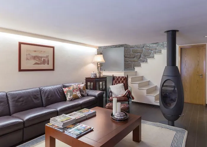 Host Wise - Boutique W Pool