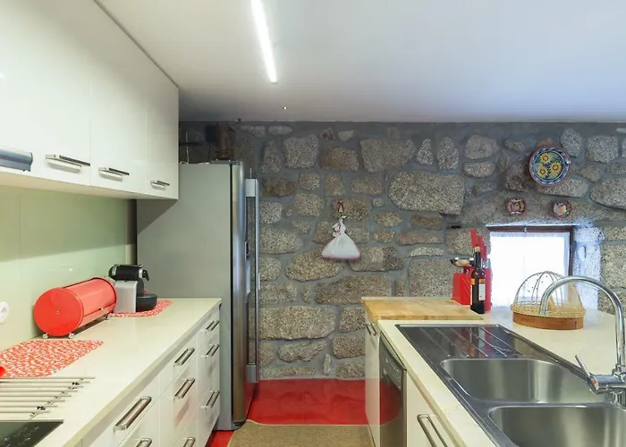 Host Wise - Boutique W Pool * Travanca (Porto)