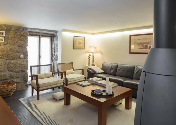 Host Wise - Boutique W Pool