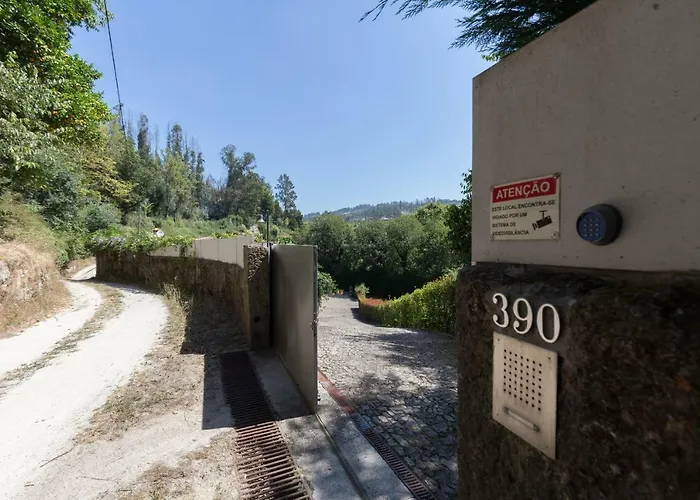 Host Wise - Boutique W Pool * Travanca (Porto)